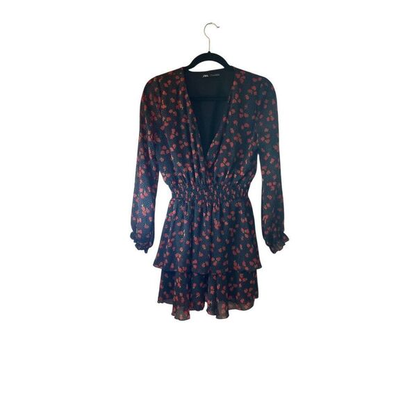 Zara women’s long sleeve black and red rose printed dress size small - Picture 2 of 5